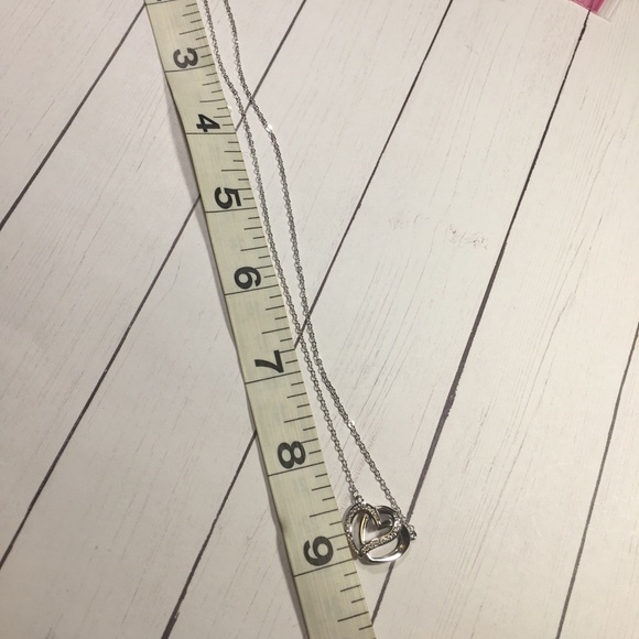 925 Sterling Silver Interlocking Hearts w/ crystal - Picture 5 of 8